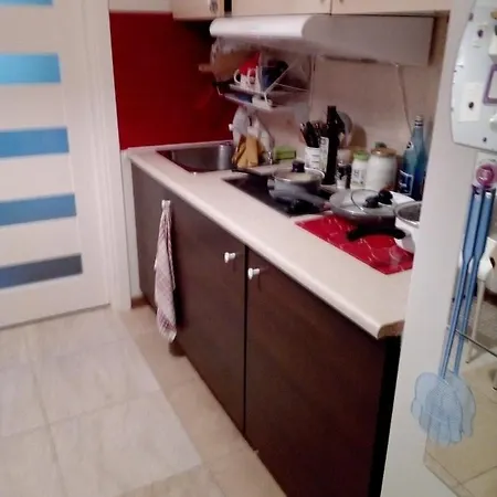 Apartament, Women Only ! בית אירוח *